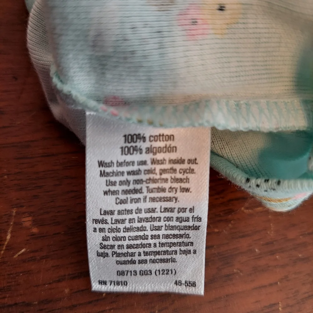 🎁10/$25-Gerber onesie, size 0-3 months,  aqua  floral